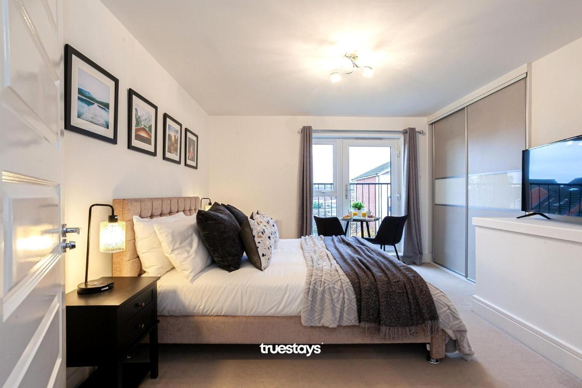 Ambassador House By Truestays - Luxury 4 Bedroom House In Stoke-On-Trent Etruria Exterior foto